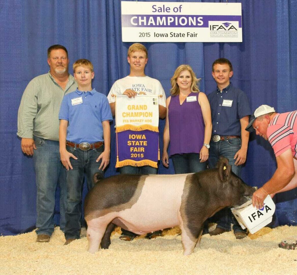 Iowa FFA Member Reaches Long-Time Show Goal