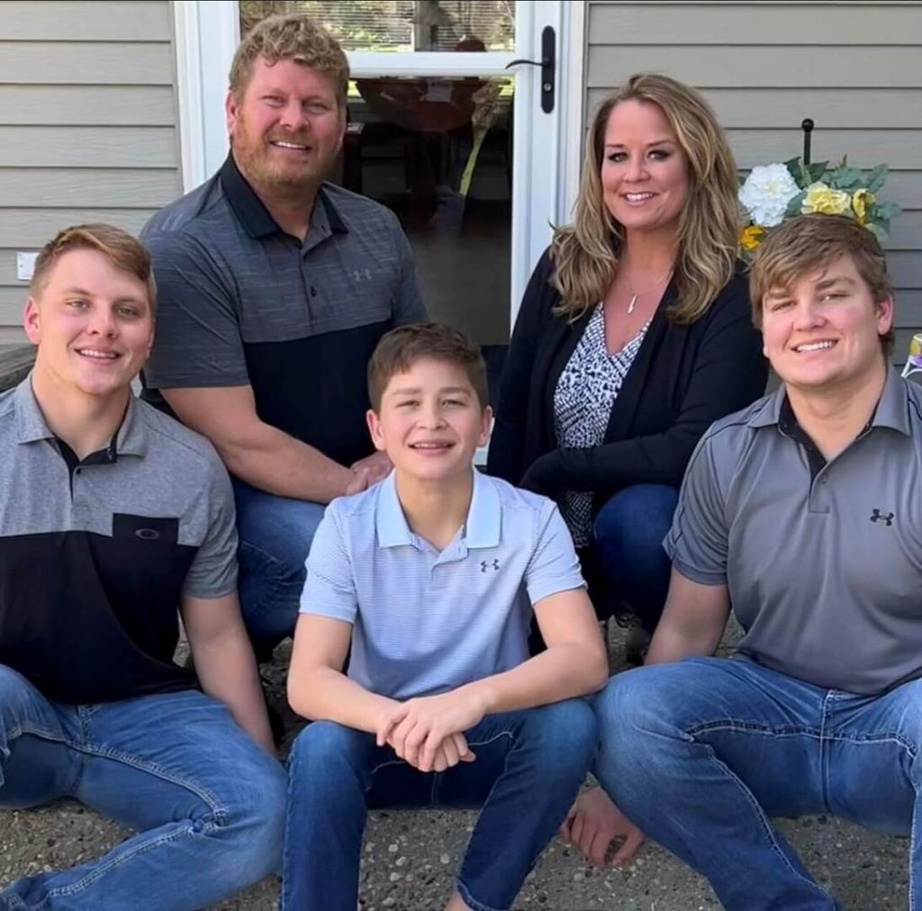 Farming (and Mustangs) Fuel this Minnesota Family